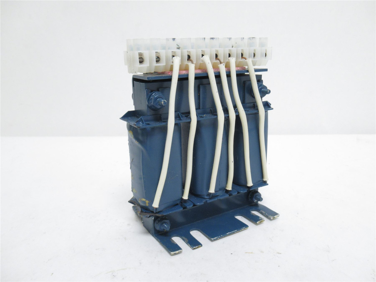MTE RLX-0004-011; Line Reactor; 4 Amps; 600VAC; 3 Phase