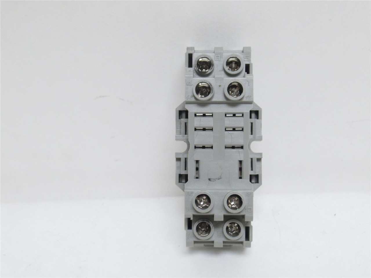 Idec SH2B-05C; Relay Socket; 8-Position