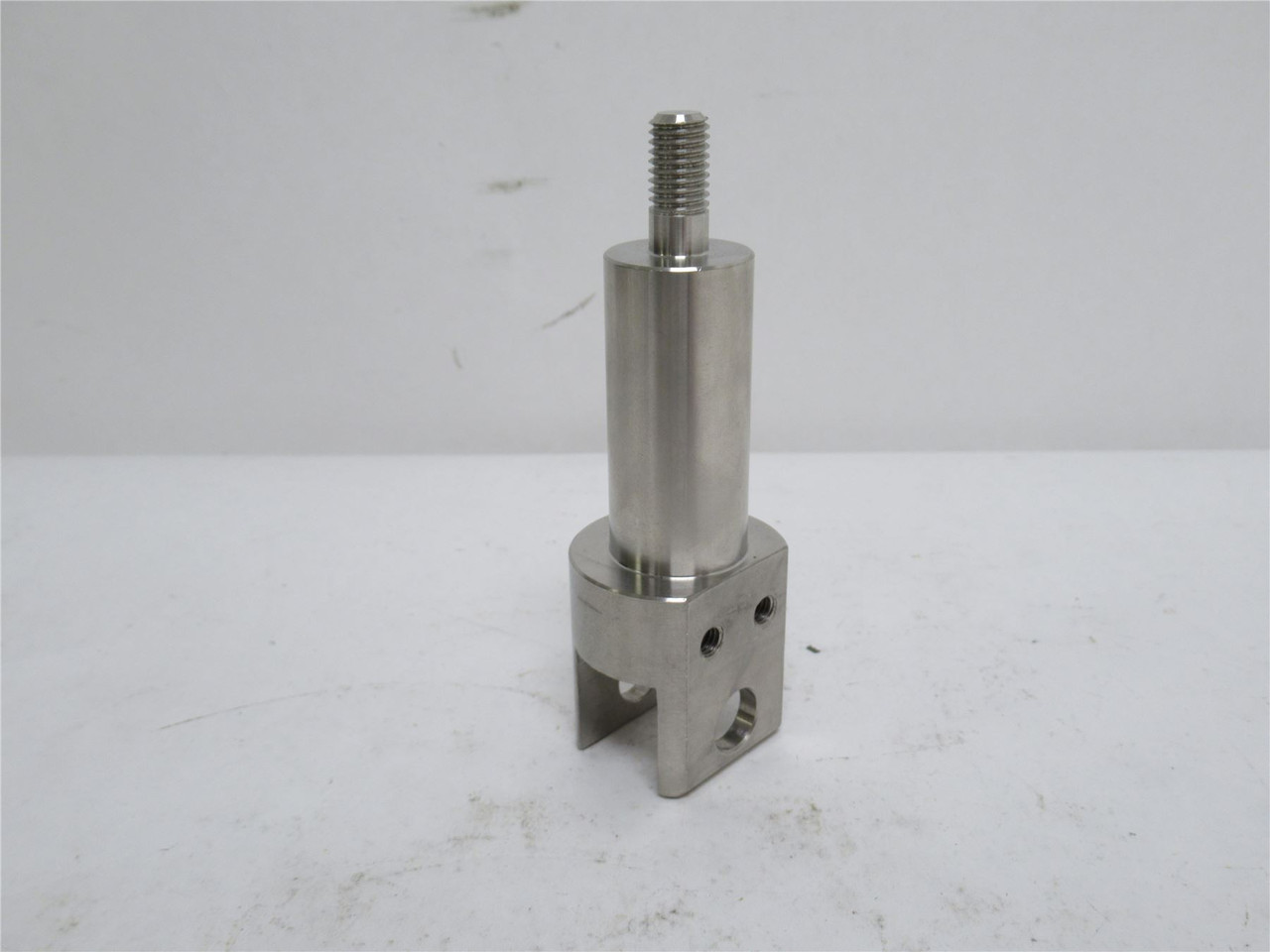 Cryovac FUR4-58452; Rubber Rod Holder; SS