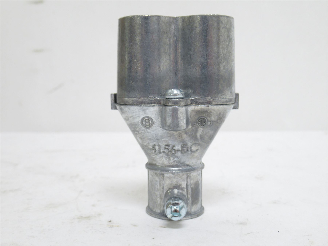 Bridgeport 4156-DC; Box-10; Combo Couplings; 3/8"-1/2"; EMT