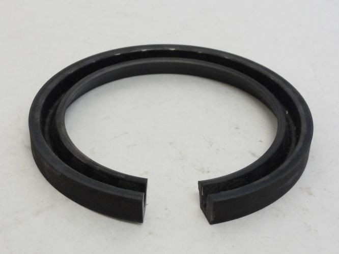 Garlock 25003-7941; Oil Seal; Split Right Side; 23X7941