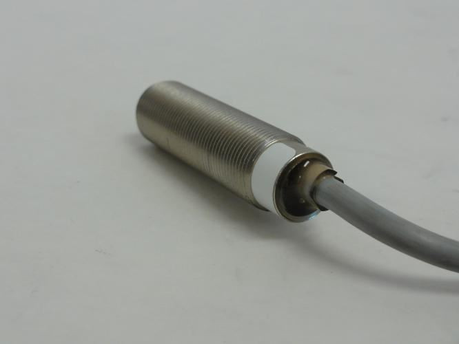 Micro Switch FYAA3A1-2; Prox Sensor; 8.5-20VDC; No Nuts