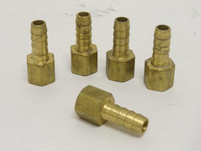 MFG- NI126HBL-6-4; Lot-5 Barbed Hose Fitting 1/4 NPT x # 6 Hose