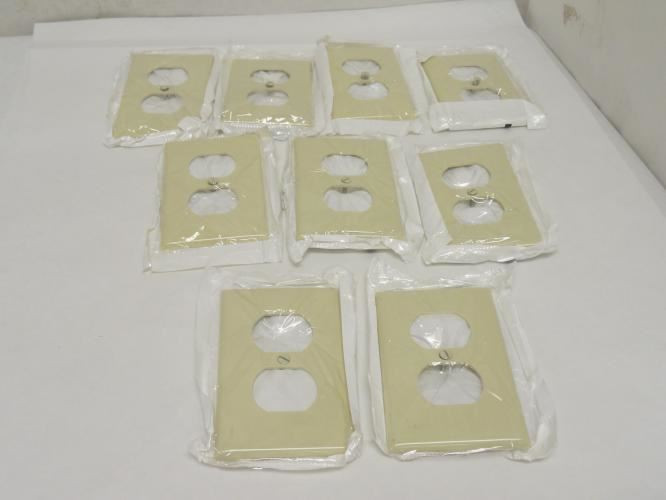 Leviton 80703-I; Lot-9; Duplex Device Receptacle Wallplates