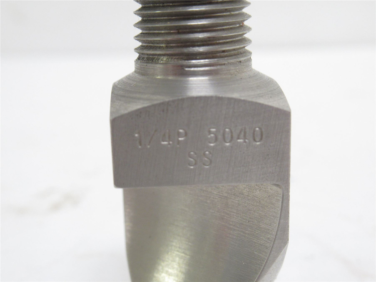 Spraying Systems 1/4P-SS5010; Deflector FlatJet Nozzle; SS