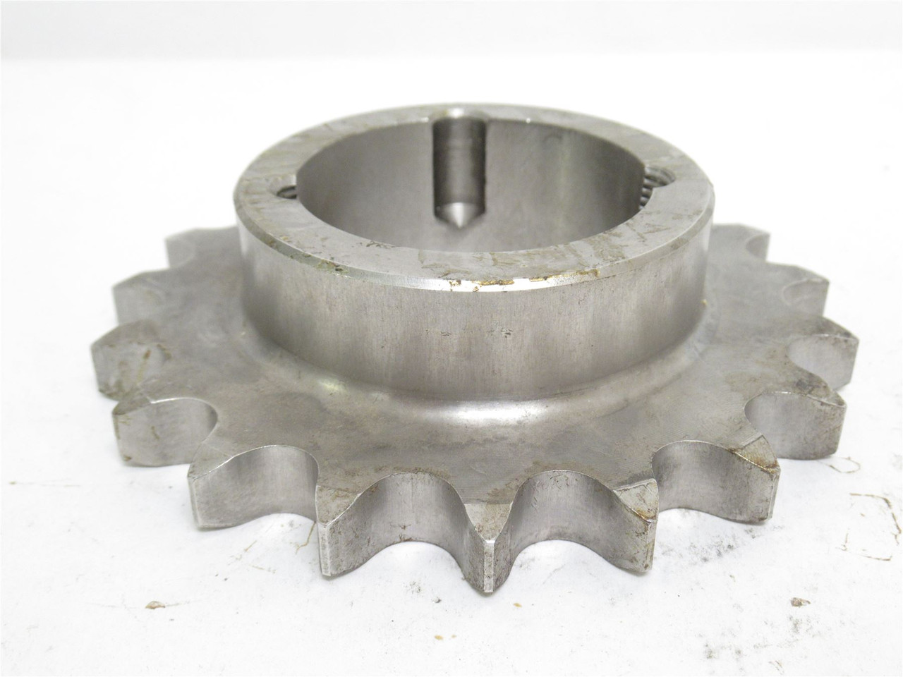Tsubaki 60BTL19SS; Bushed Sprocket #60; SS; 19 Teeth