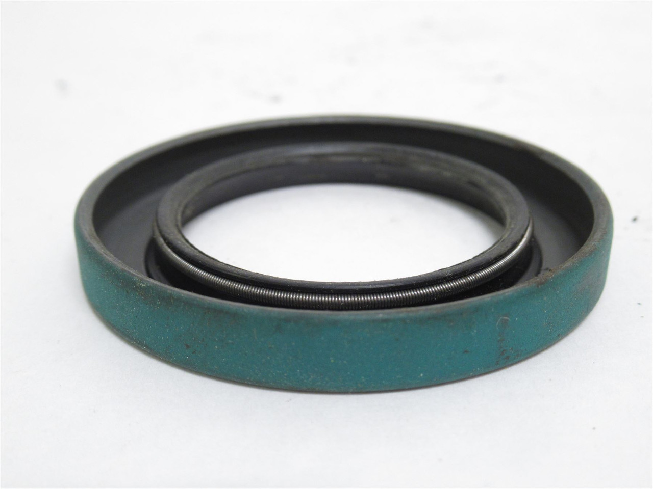 CR 15542; Oil Seal; 1-9/16"ID x 2-3/8"OD x 5/16" Wide