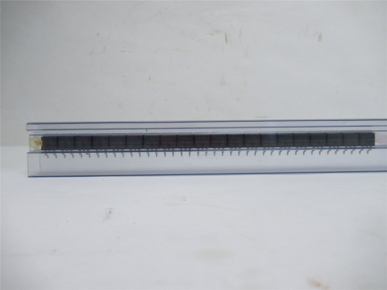 Infineon IRF530NSPBF; Lot-19 MOSFET; 100V; 17A; 90mOhm