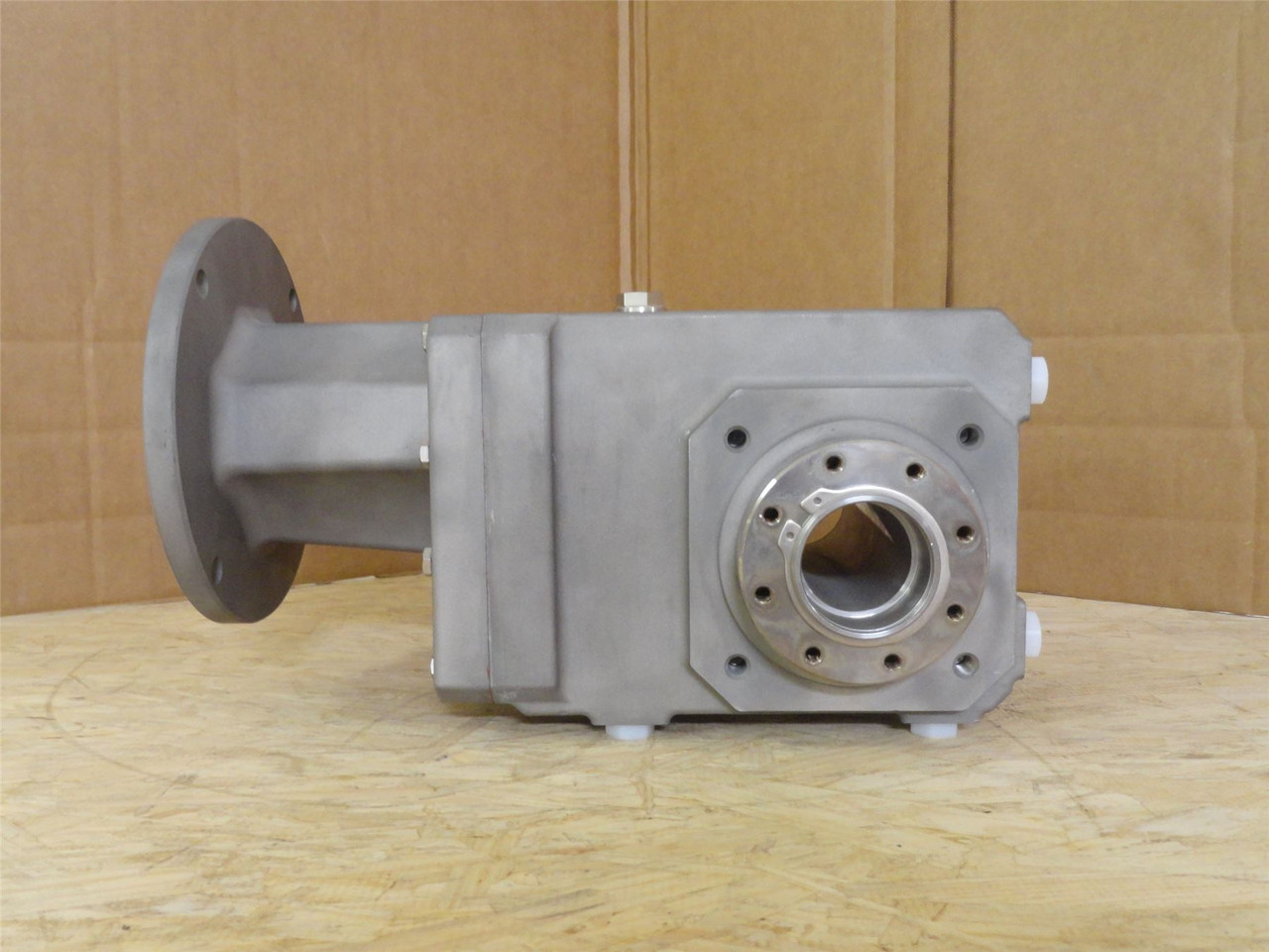 Stober KSS202WG0350MS2R050; Helical Bilevel Gearbox 35:1 Ratio