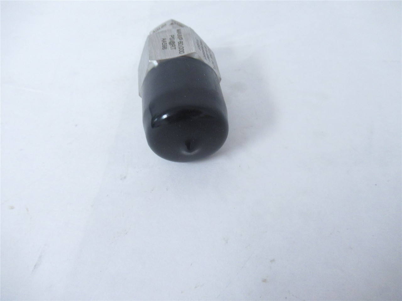 Flow A-4691; High PressureAdapter60K 9/16" Male to 3/8"Female