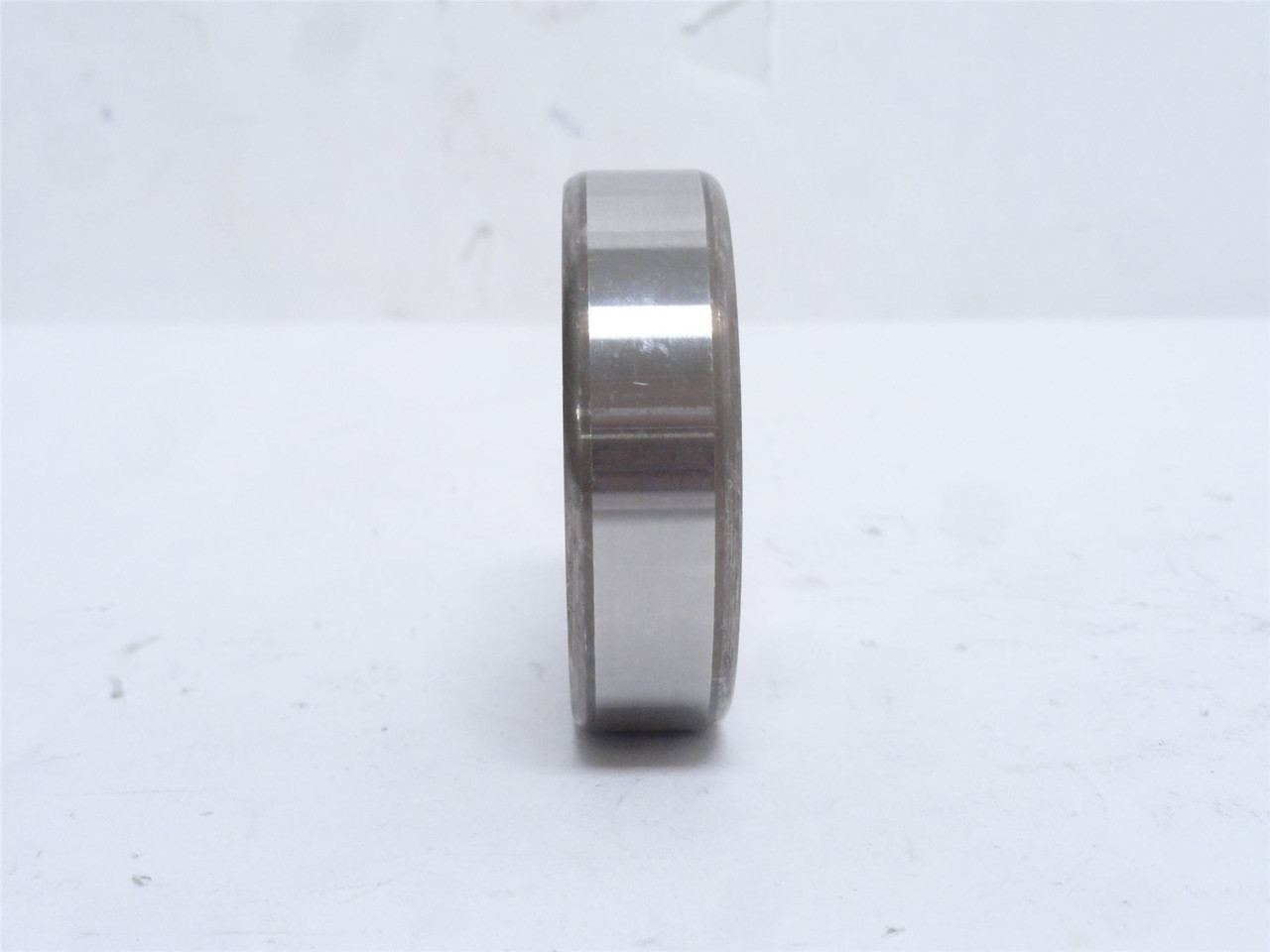 Nachi 6305-2ZJEM; Ball Bearing; 25mmID x 62mmOD x 17mm Wide