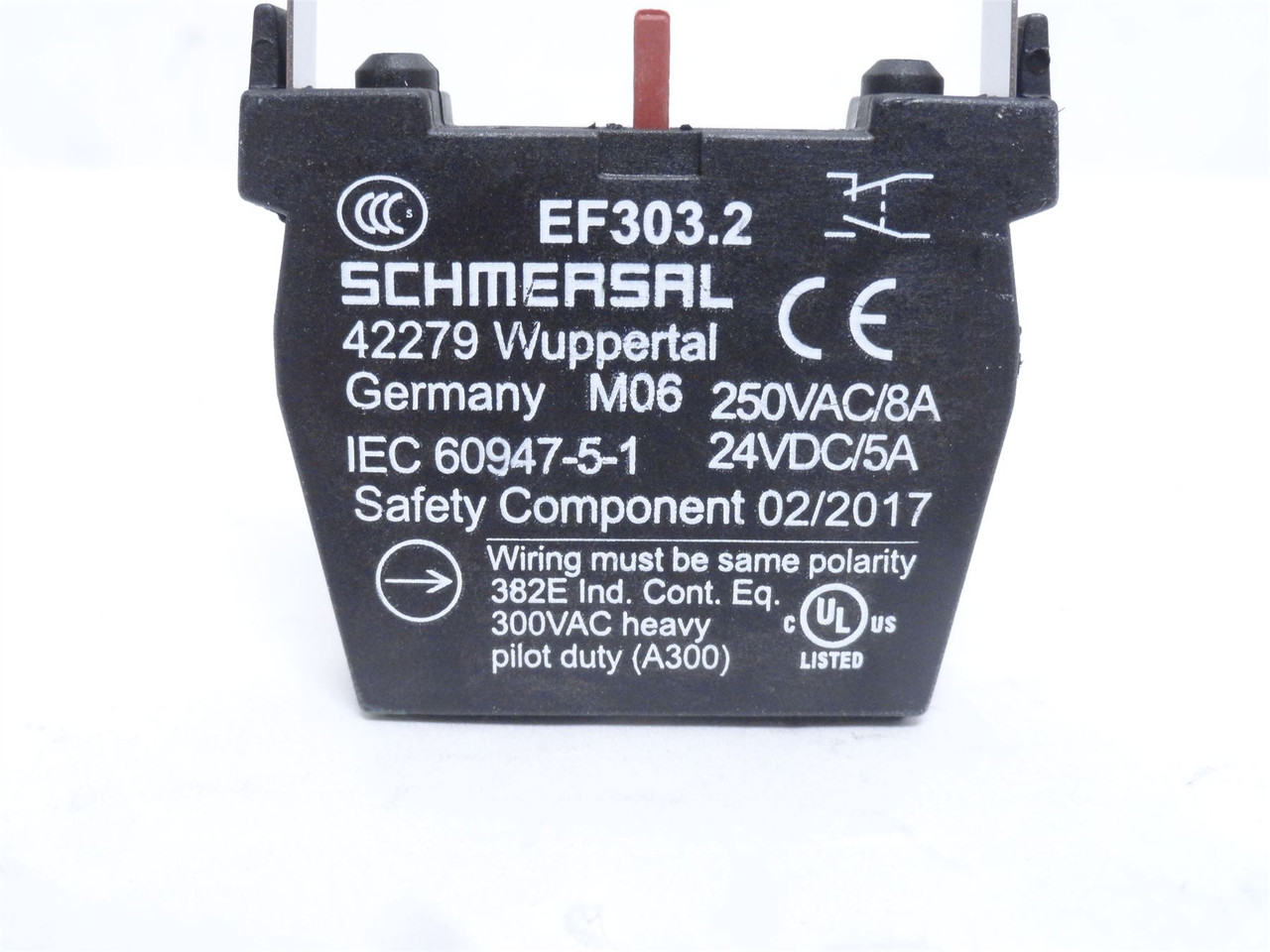 Schmersal EF303.2; Aux Contact Block; 250VAC/8A; 24VDC/5A