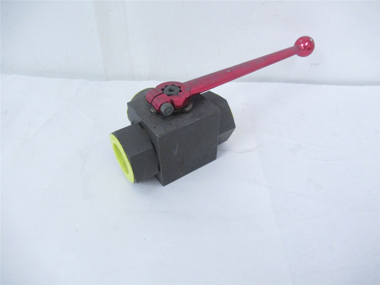 Hydac KHB3K25SAEL111411X; 3-Way Ball Valve 1"ports 6000 PSI