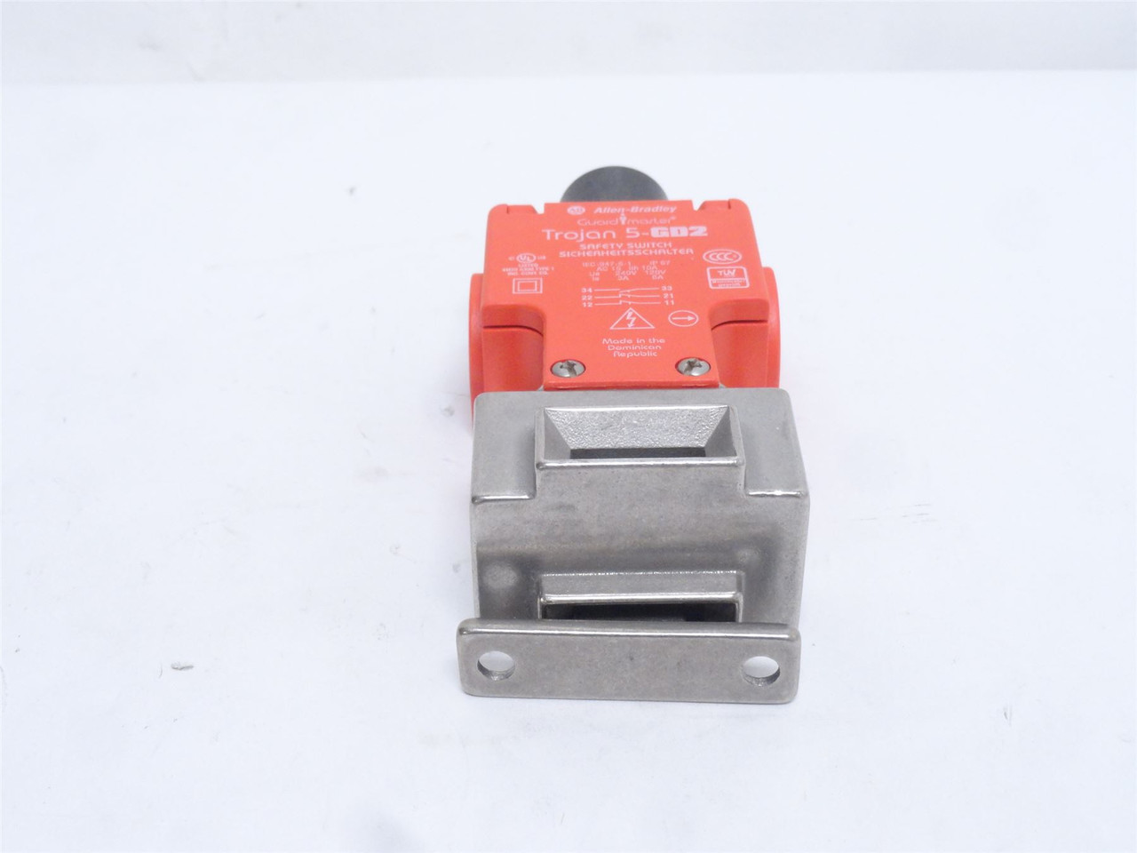 Allen-Bradley 440K-T11211; Guardmaster Tongue Interlock Switch