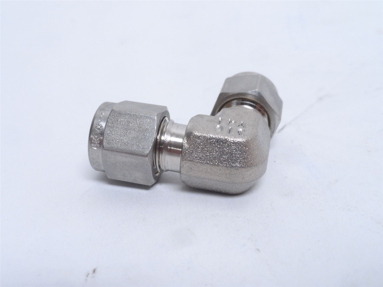 Swagelok SS-400-9; Union Elbow 90Deg; SS-316; 1/4" Tube