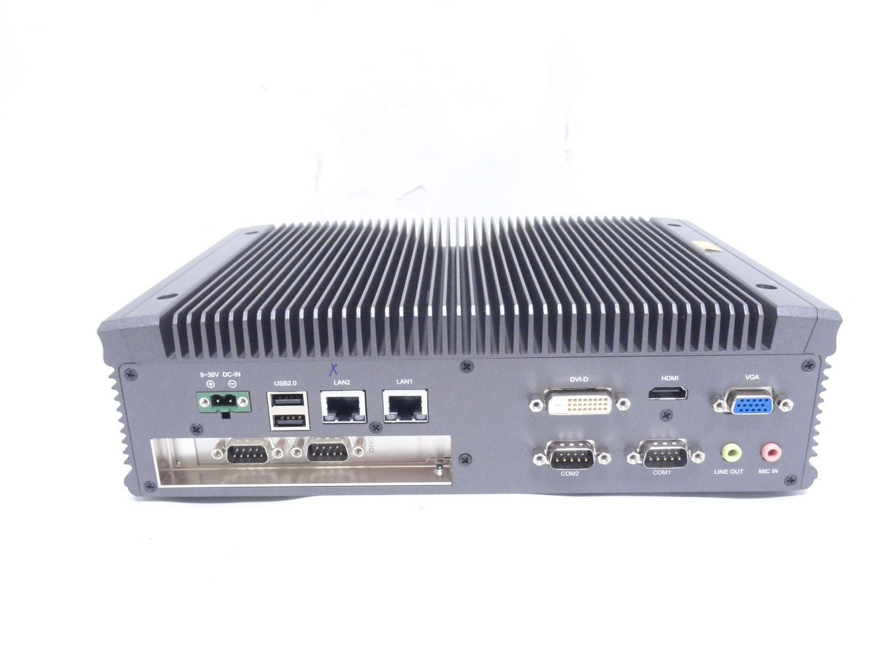 Lanner LEC-2281-711A; Sphinx Computer W10; 4GB Ram; 32GIG SSD