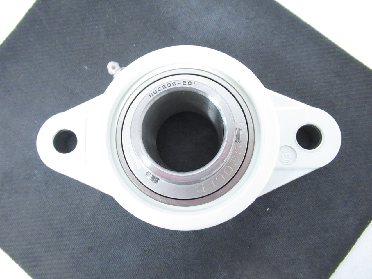 AMI MUCNFL206-20W; 2-Bolt Flange Bearing 2 Bolt 1-1/4"ID