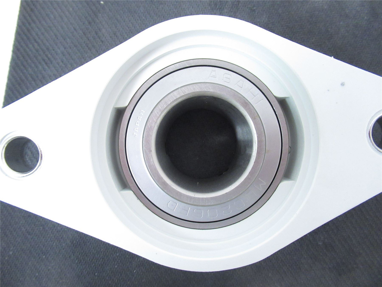 AMI MUCNFL206-20W; 2-Bolt Flange Bearing 2 Bolt 1-1/4"ID