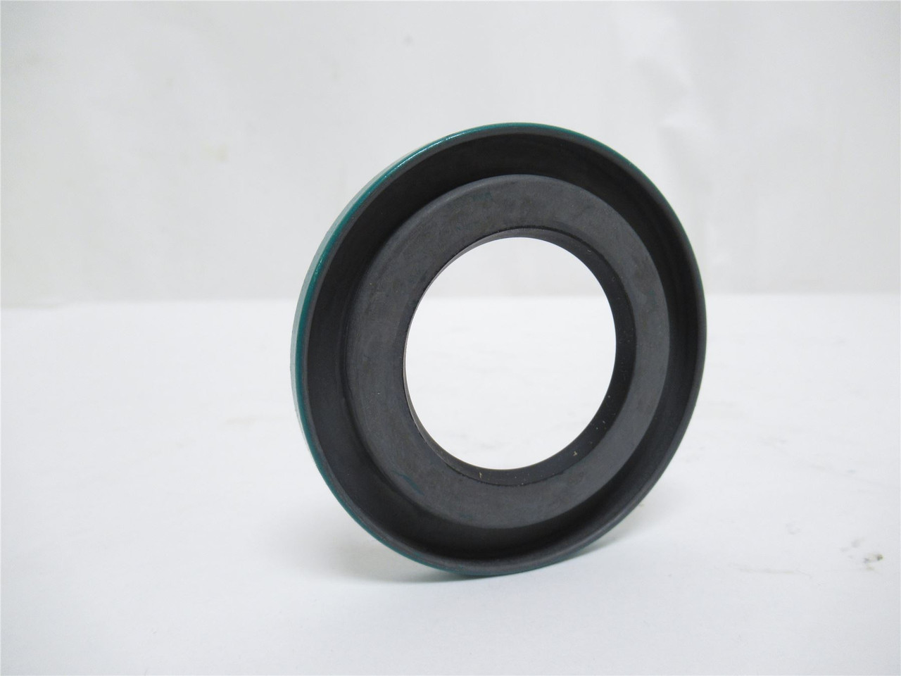SKF 15209; CR Oil Seal; 530560; 1-1/2"ID x 2.716"OD x 0.250 W