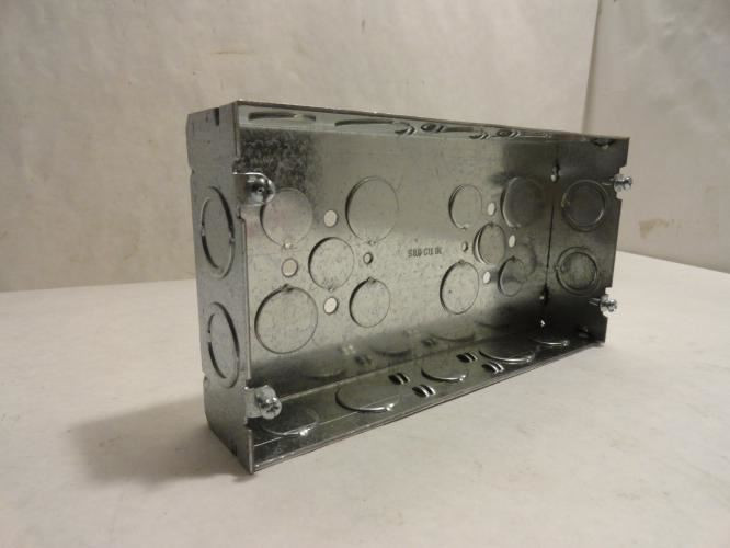 Cooper TP630; Gang Box; 3-Gang; Welded; Depth: 1-5/8"