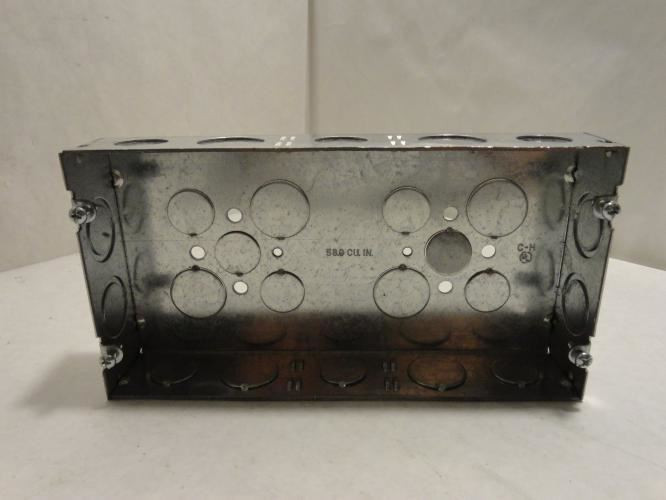 Cooper TP630; Gang Box; 3-Gang; Welded; Depth: 1-5/8"