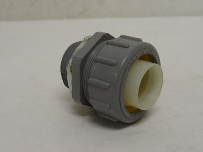 Arlington FNMC-8; Liquid Tight Conduit Connector; Straight: 1"