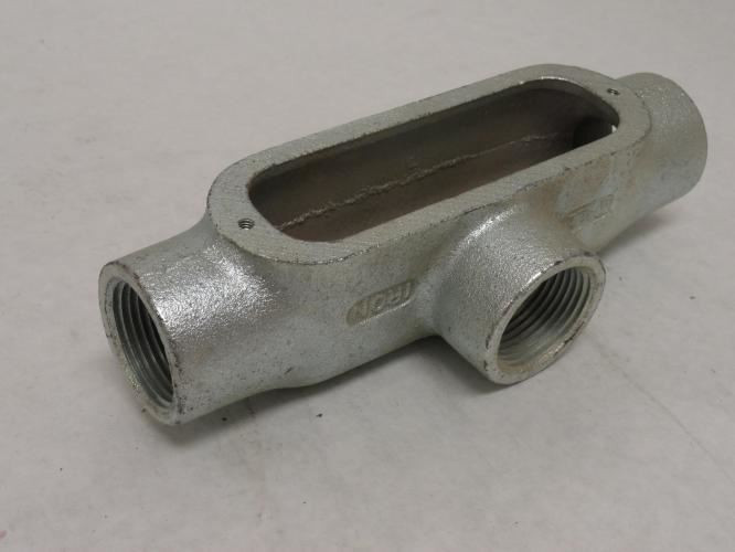 OZ/Gedney T100-1"; Conduit Body; Type: T; 1NPT; Malleable Iron