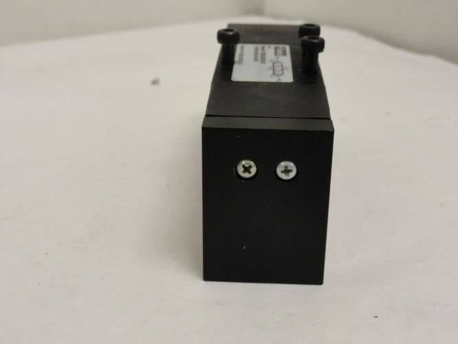 Parker F38VX000XXA; Directional Control Valve; Pilot Operated
