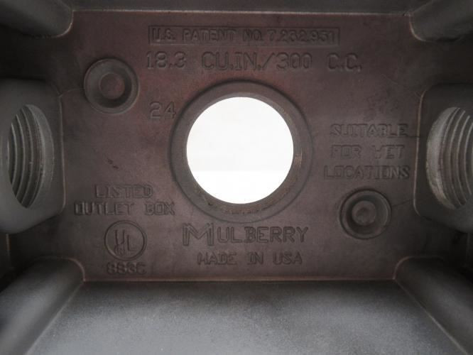 Mulberry Metals 30204; Aluminum Outlet Box; 2"; 3/4" Knockouts
