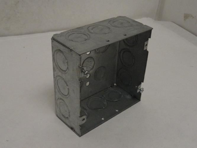 Steel City 721711/23/4E; Lot-3; Conduit Box; 4-11/16" Square