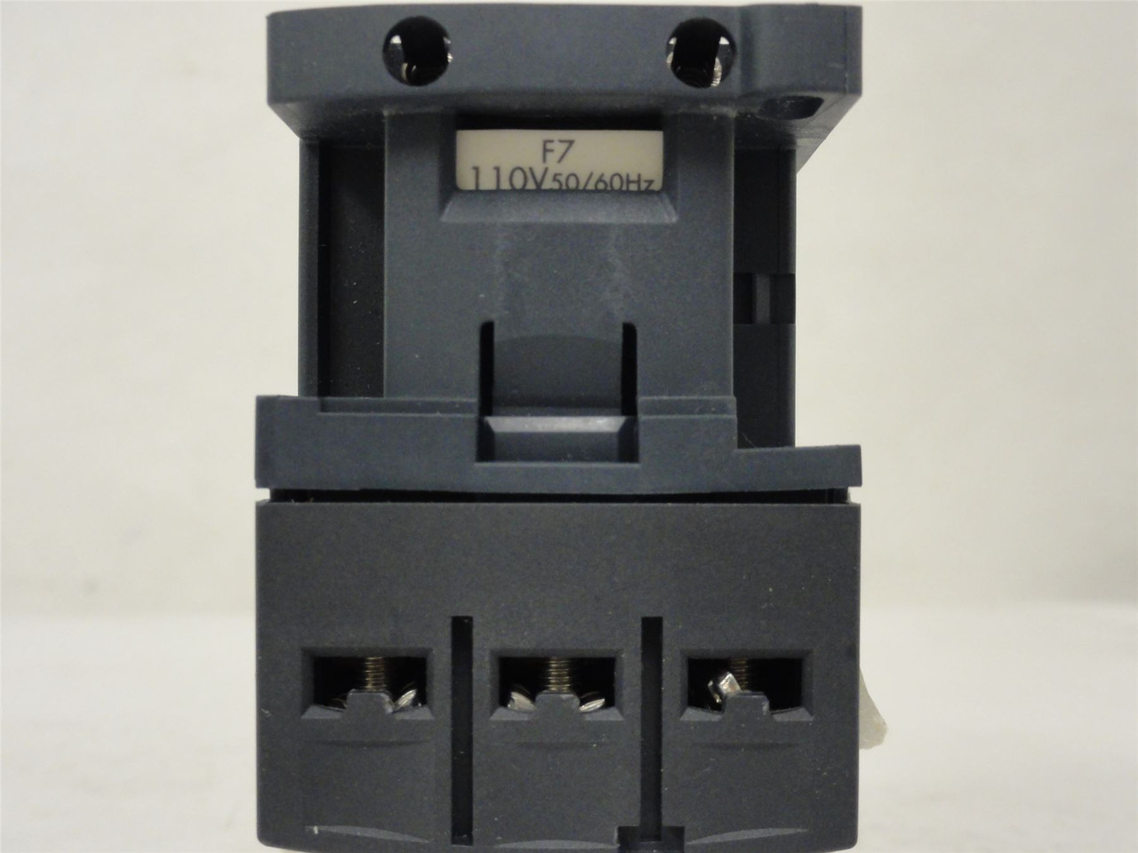 Schneider LC1D09F7; Contactor 9A; 480VAC; 3P; Coil: 110VAC