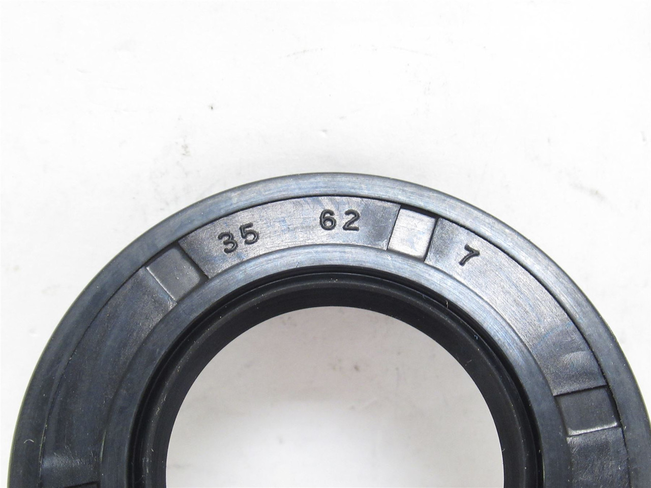 SOG 107192; Grease Seal; 35mmID x 62mmOD x 7mm Width