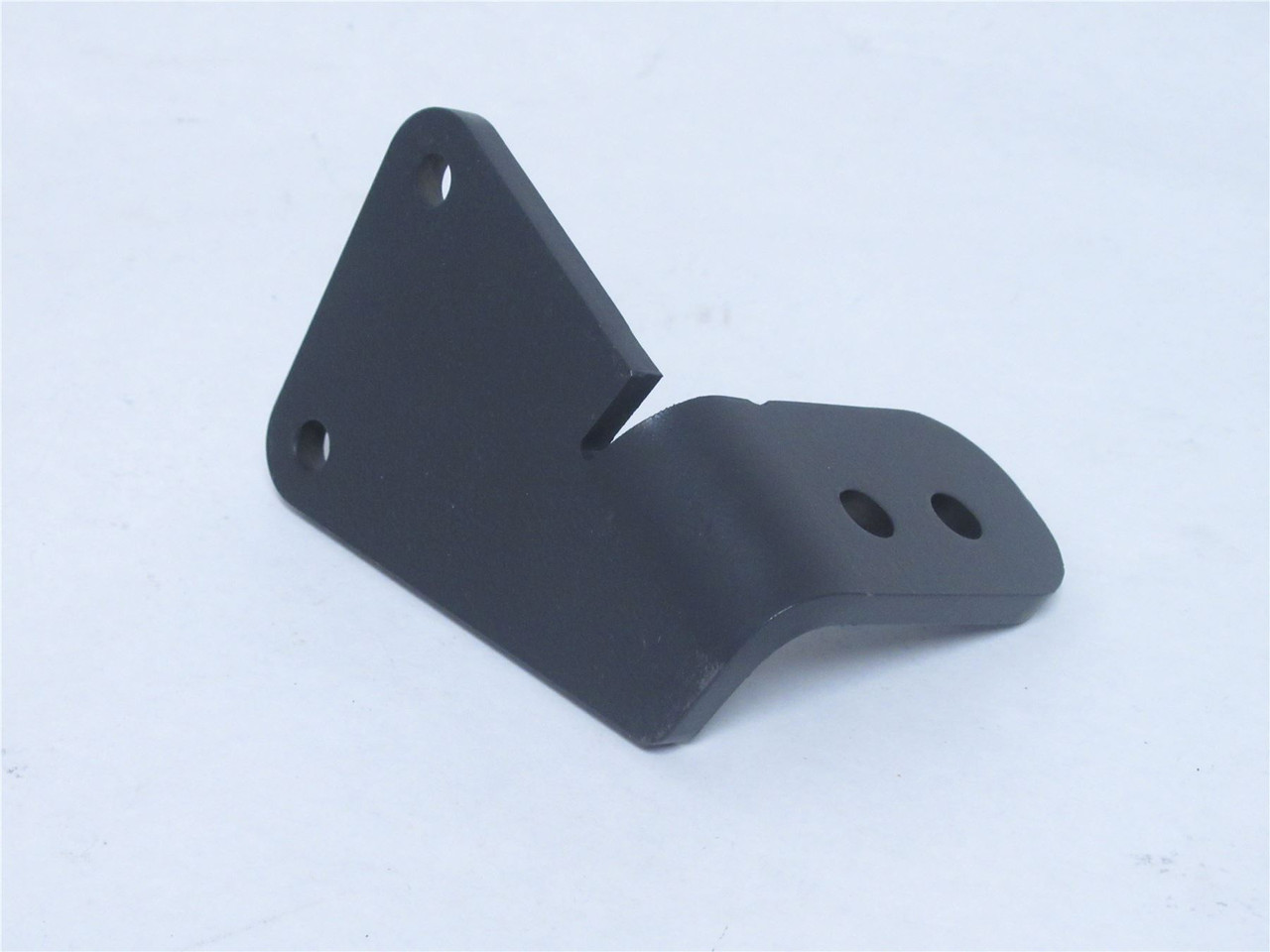 RAYMOND INC 1055963/001; Bracket