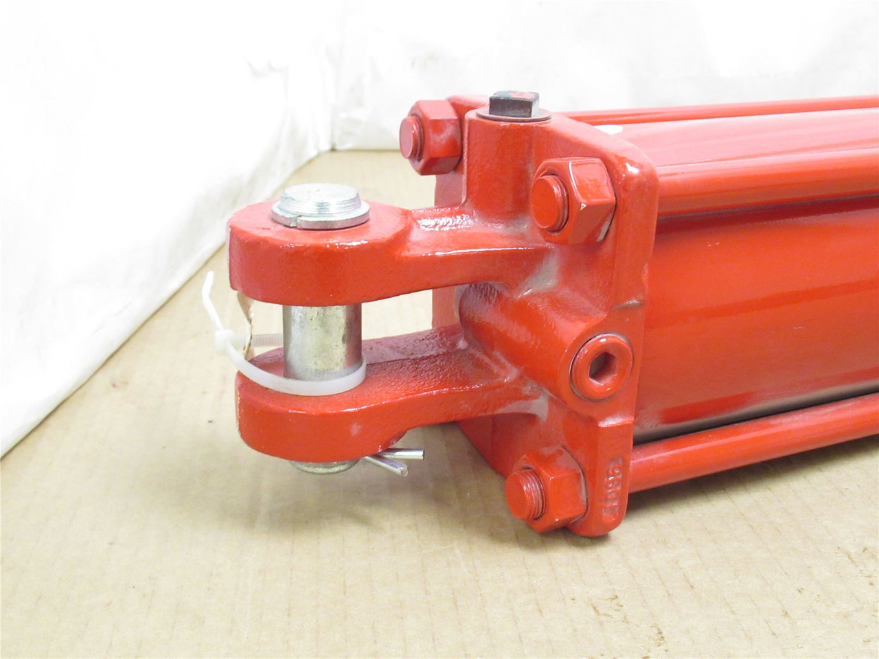 Cross 22559; Hydraulic Cylinder; 4"ID x 24" Stk; 1-1/2" Rod