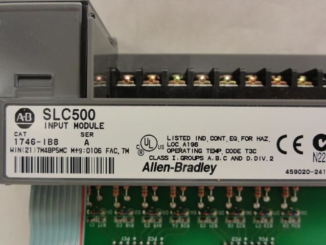 Allen-Bradley 1746-IB8; Digital Input Module; 10-30VDC; NO DOOR