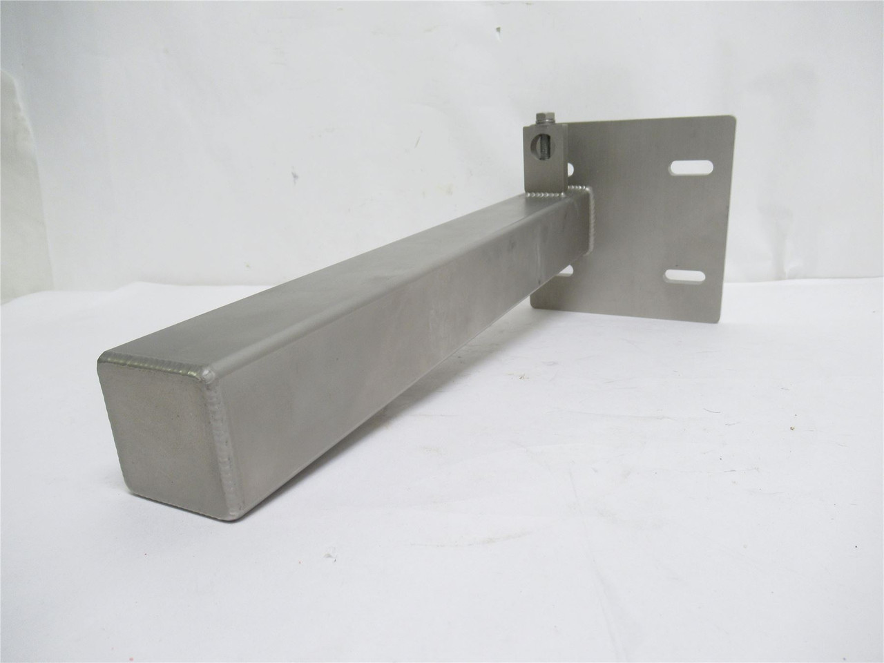 Foodmate LA00051728; Motor Plate; SS; 15-3/4" Tall; 4-Bolt
