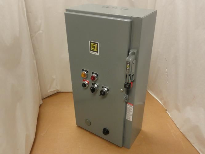 Square D 8539SBG1; Enclosed Starter 3-9A 3P 575VAC Coil: 120VAC