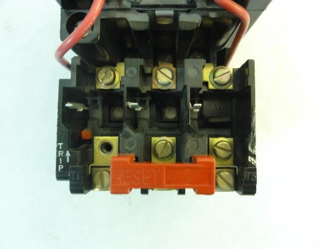 Square D 8536-SAO12; Starter; 9A; 3P; 600V Max; Coil: 120V