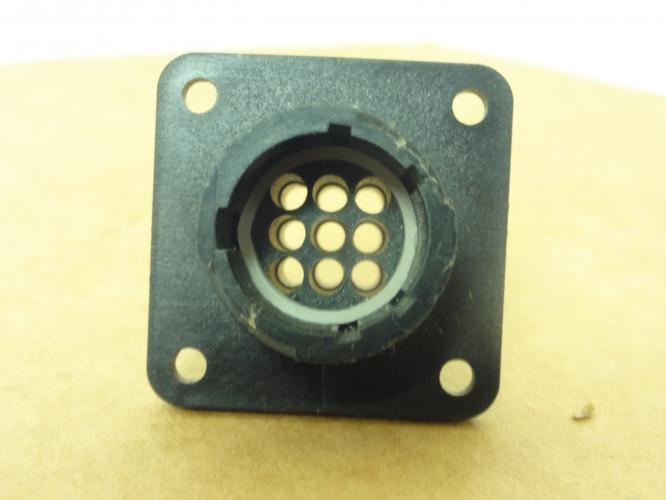 TE Connectivity 206705-3 ; Lot-5 Connector Housing; Size 13