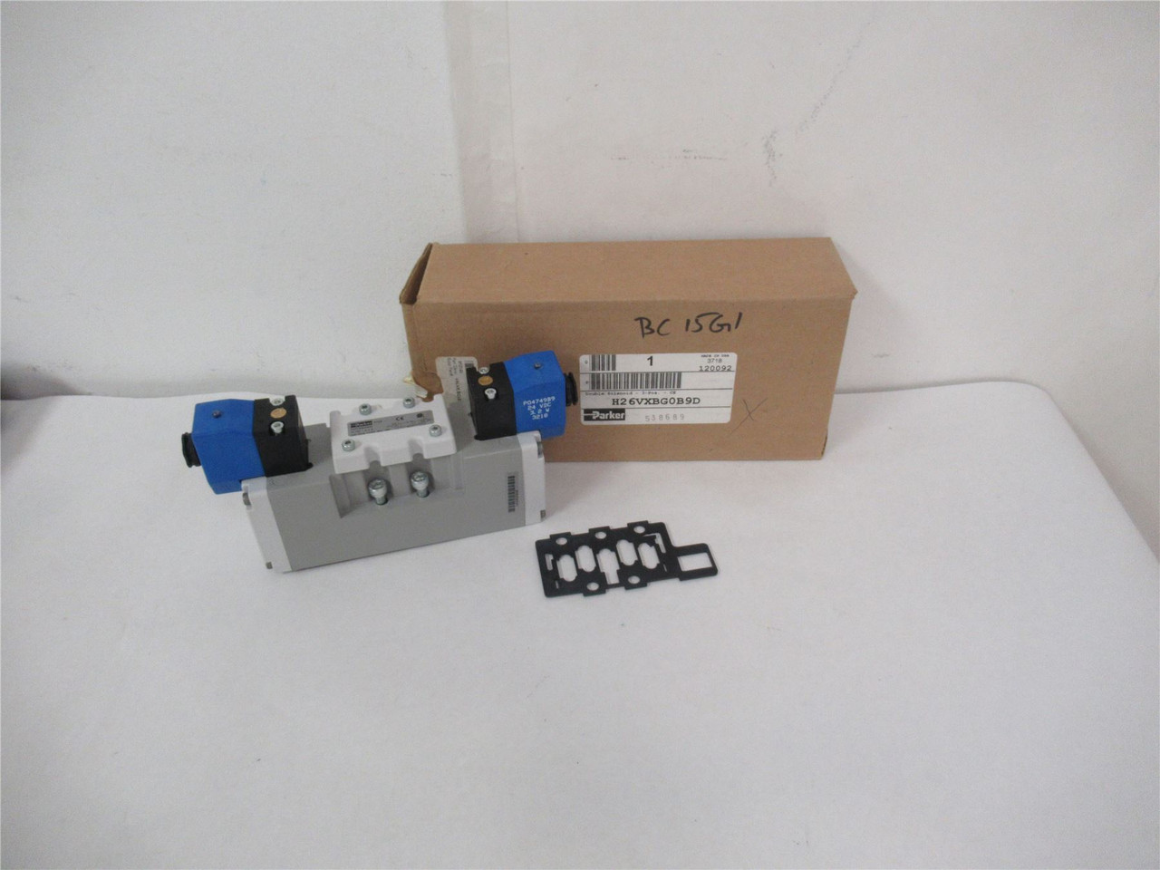Parker H26VXBG0B9D; Pneumatic Solenoid Valve 24VDC Dbl Sided
