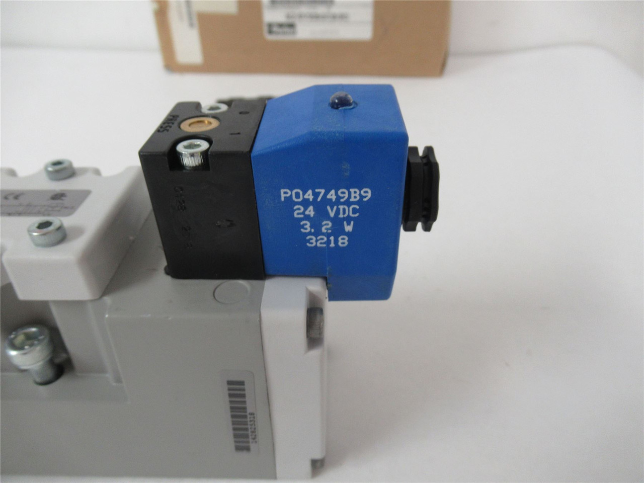 Parker H26VXBG0B9D; Pneumatic Solenoid Valve 24VDC Dbl Sided