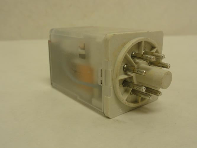 ABB 1SVR405621R1000; Relay; 10A@250VAC; Coil: 24Vdc; DPDT