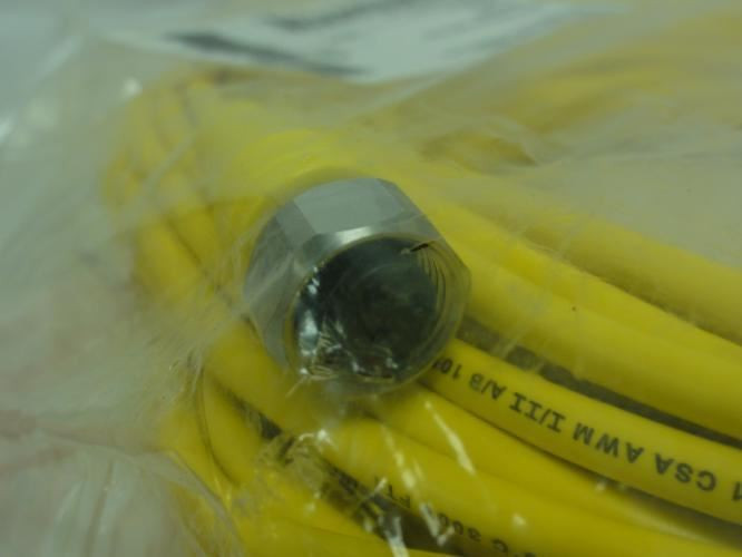 IFM E18208; Connector Cable; 3 Pin; 300VAC; 25m Long