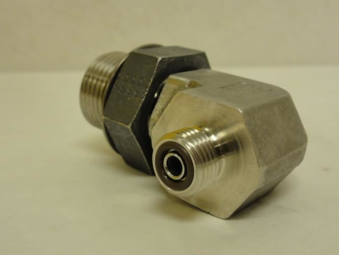 SSP S4-12GE; Adaptor Elbow 90Deg; 1/4 ORFS x 3/4 BOSS