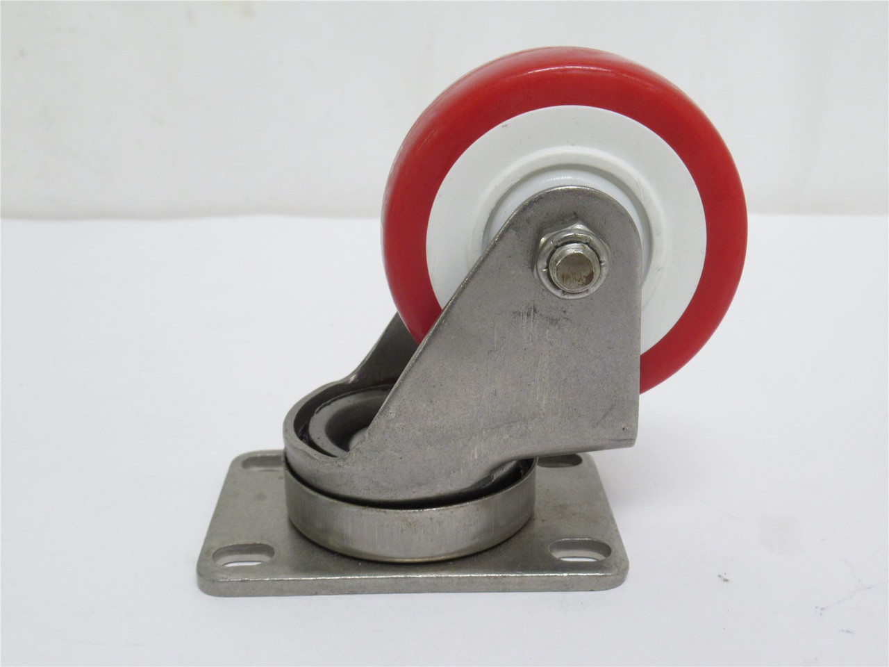 Ross Industries 13021055; Swivel Caster; SS; 3" Wheel; 4-Bolt Plate