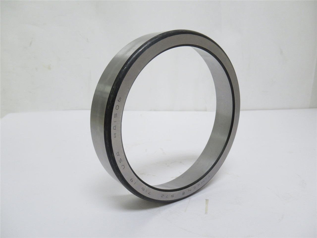 Timken 572; Tapered Roller Bearing Cup; 5.51"OD x 1-1/8" Wide