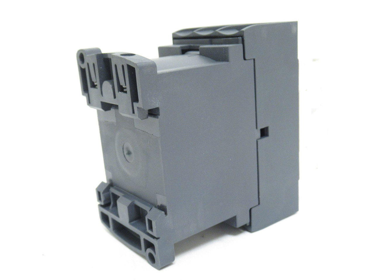 Schneider LC1D32BD; Contactor; 50A; 3-Pole; 600V; Coil: 24VDC