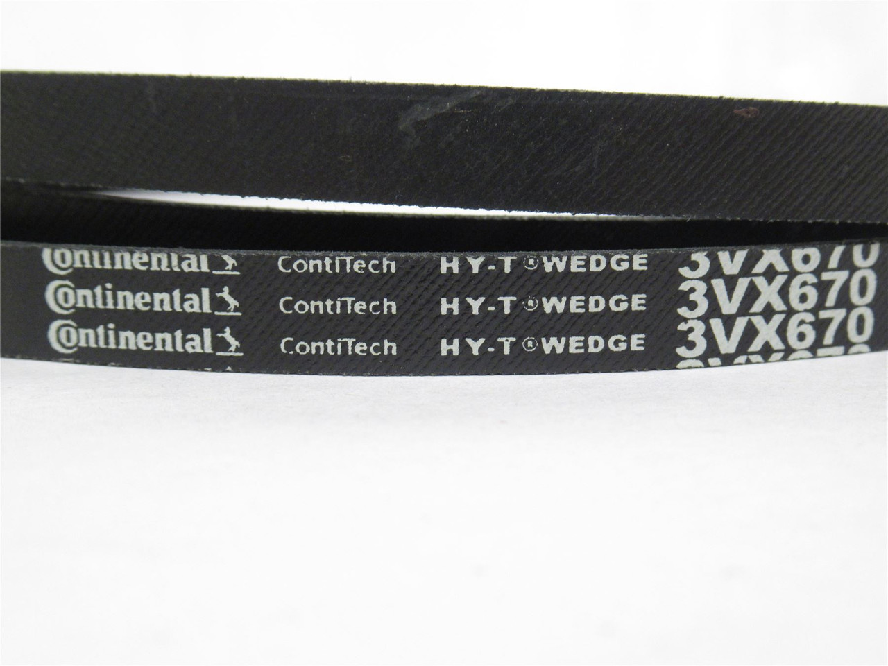 Continental 3VX670; V-Belt; 67" Long; Width: 3/8"; 5/16" Thick
