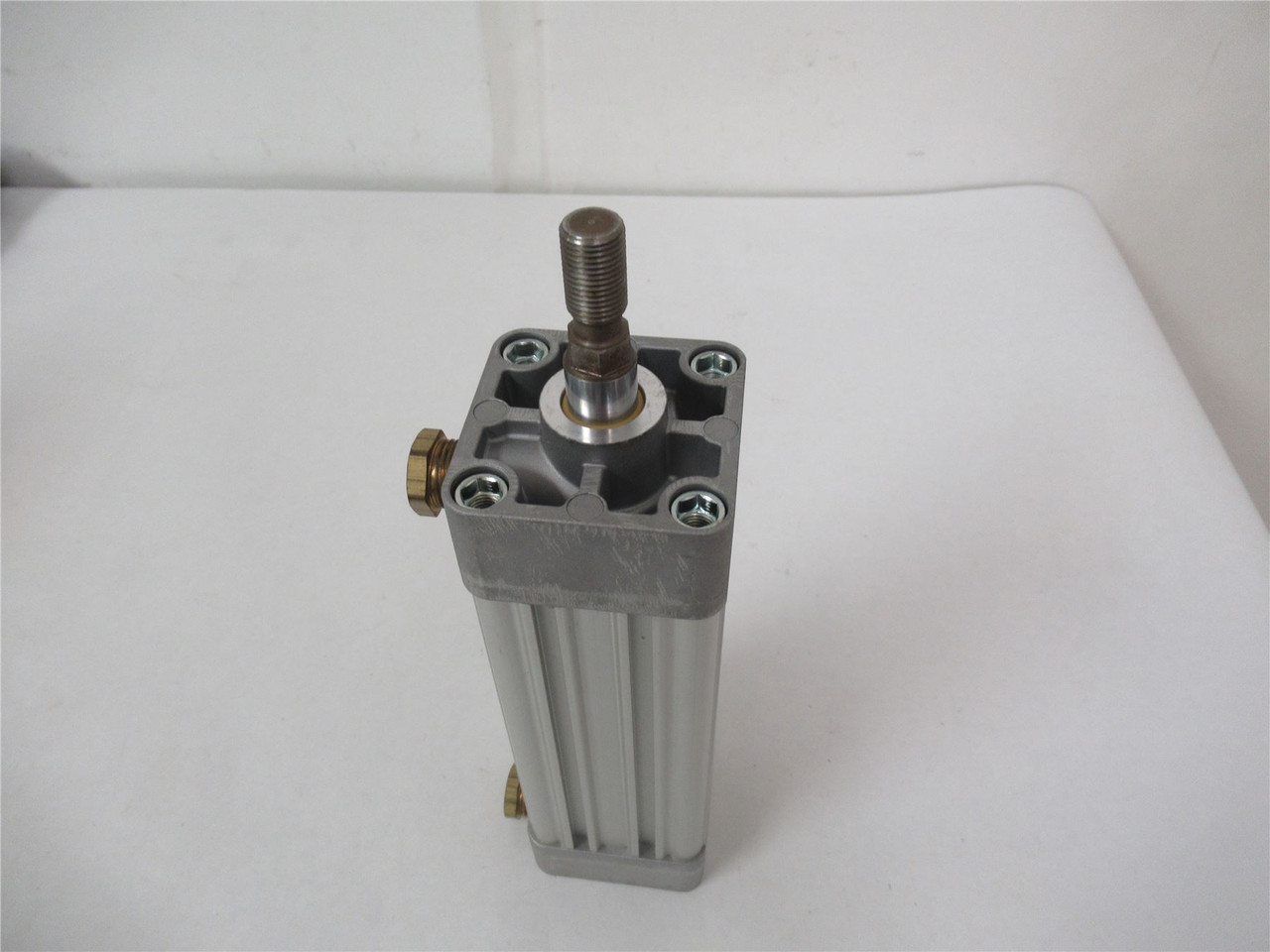 Aventics R481617666; Pneumatic Air Cylinder 2" Bore 4" Stroke