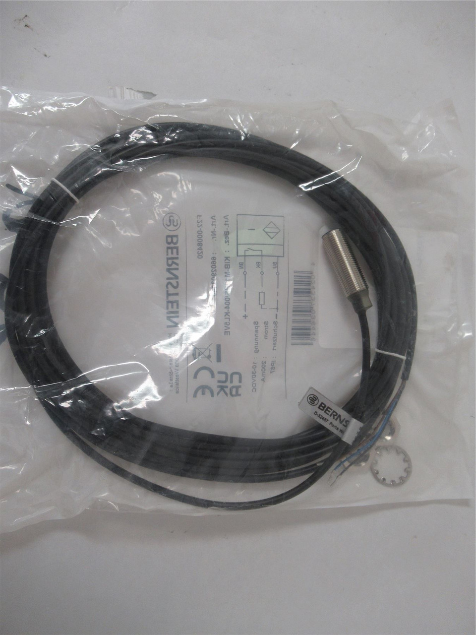 Bernstein 6602903148; Proximity Switch 10-30VDC